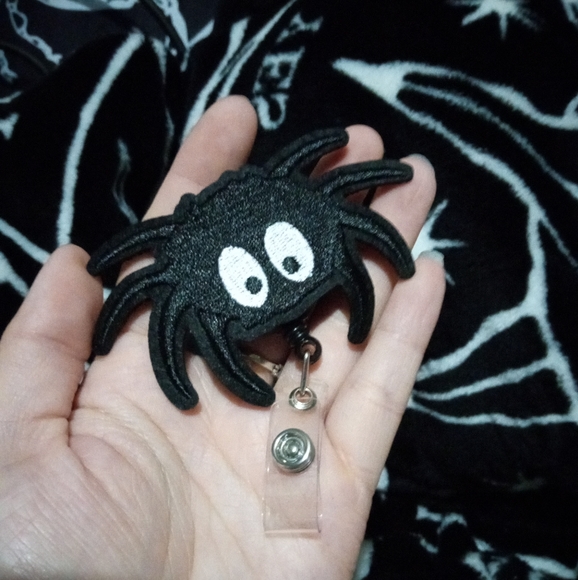 Killstar | Accessories | 2 Spider Retractable Card Id Badge Key Holder ...